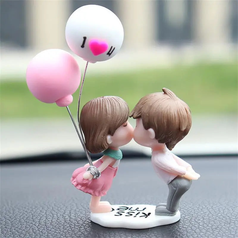 couple-figurines