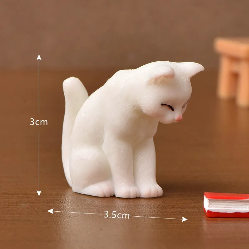 cartoon-cat-figurines