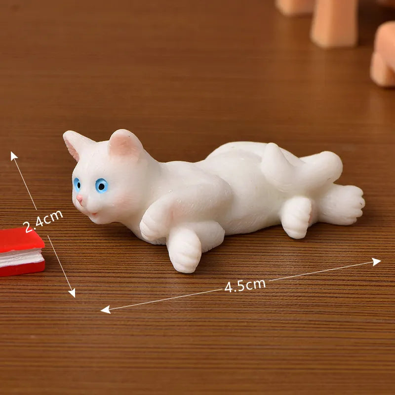 cartoon-cat-figurines