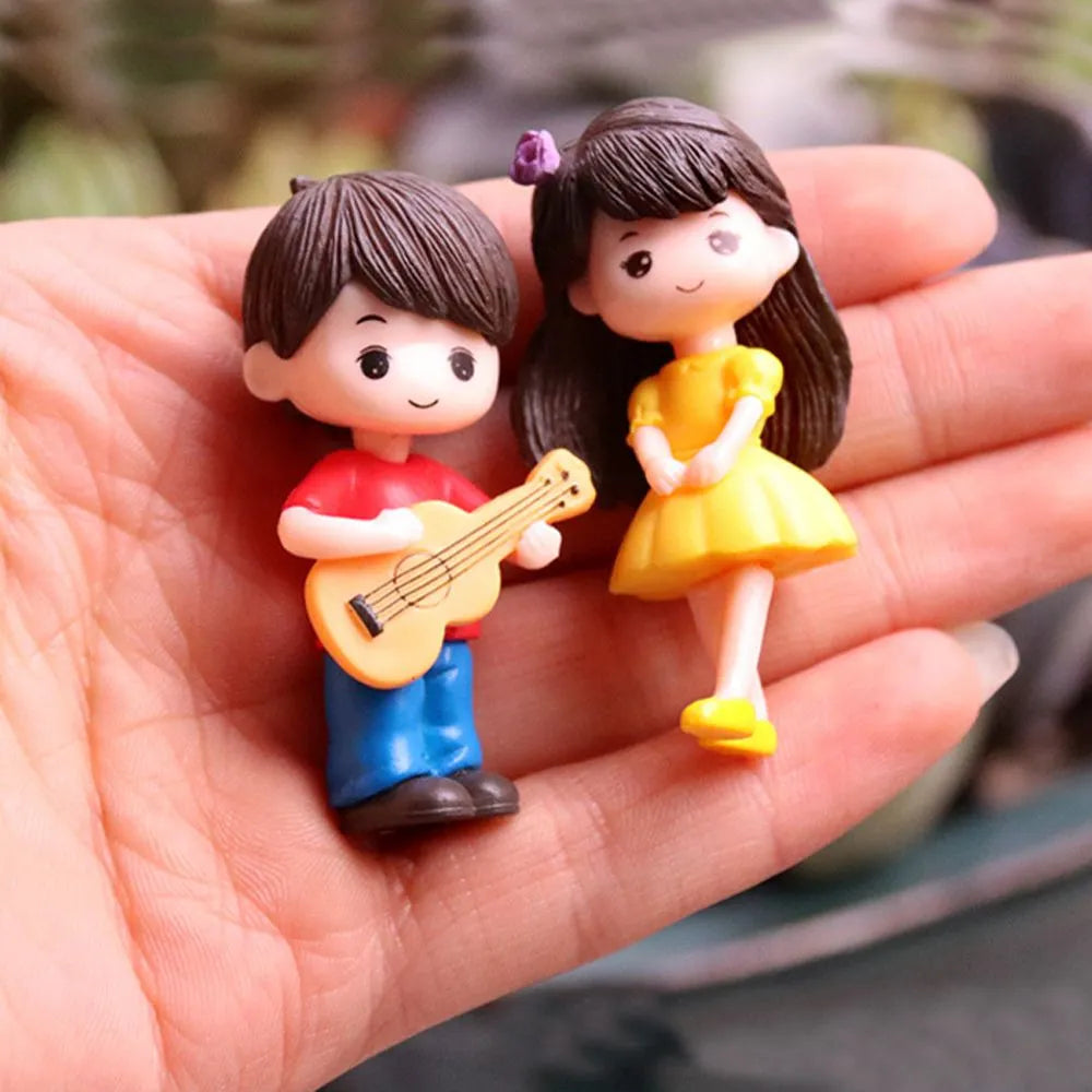 couple-figurines