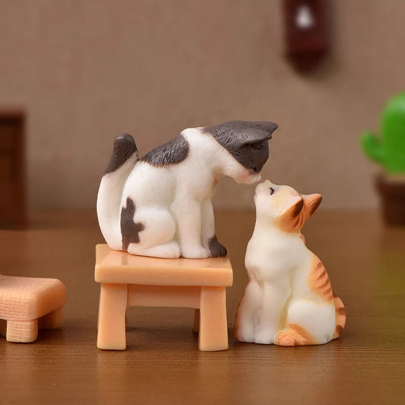 cartoon-cat-figurines