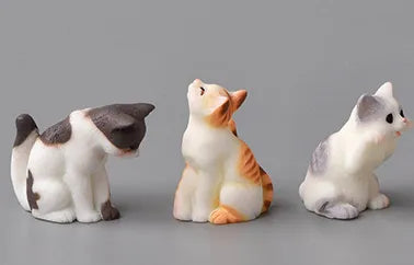 cartoon-cat-figurines