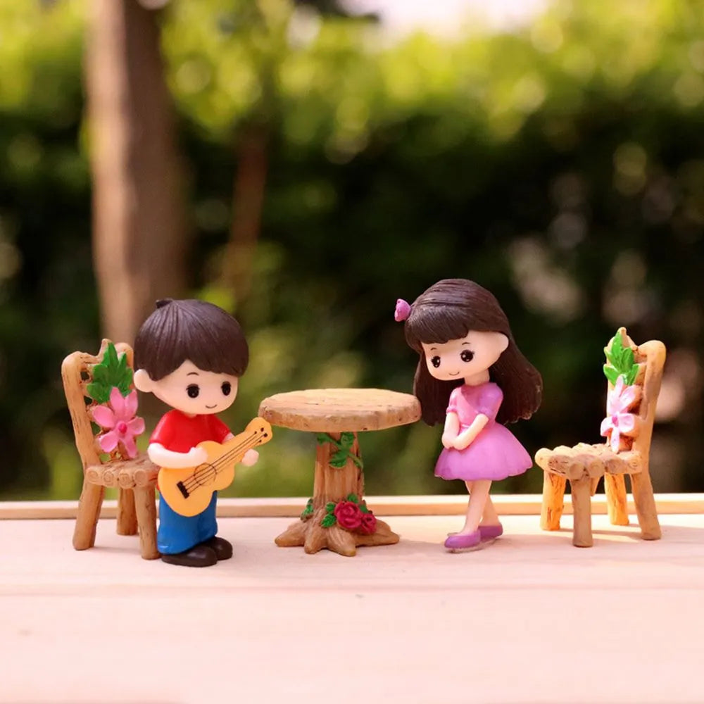 couple-figurines